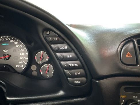 Used 2002 Chevrolet Corvette Convertible w/ Preferred Equipment Group2 RWD image 13