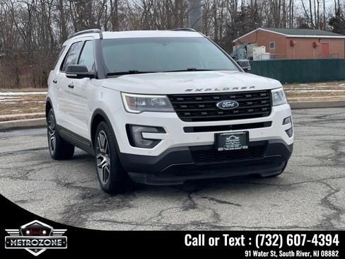 Used 2016 Ford Explorer Sport w/ Equipment Group 401A image 10