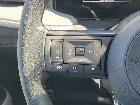 New 2026 Nissan Kicks SV image 6