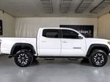 Used 2020 Toyota Tacoma TRD Off-Road image 4