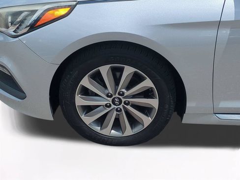 Used 2017 Hyundai Sonata Sport w/ Value Edition Package 02 FWD image 11