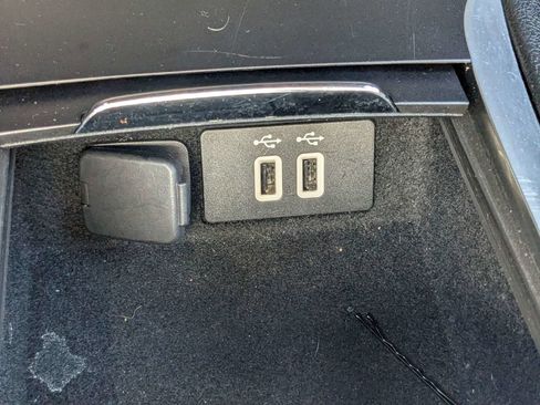 Used 2019 Lincoln MKC Reserve w/ MKC Climate Package FWD image 25