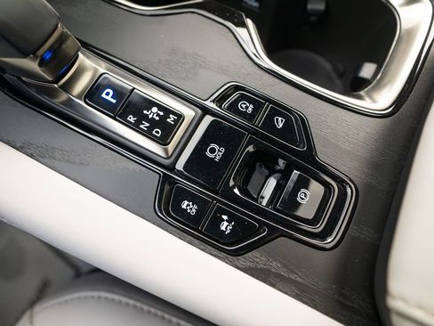 Used 2024 Lexus RX 350 Premium w/ Convenience Package image 21