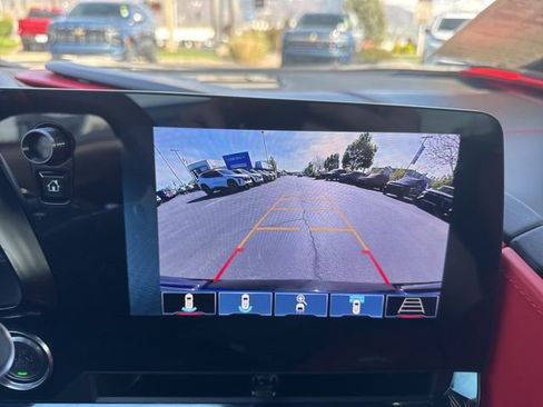 Used 2024 Chevrolet Corvette Stingray Premium Cpe w/ Z51 Performance Package image 28