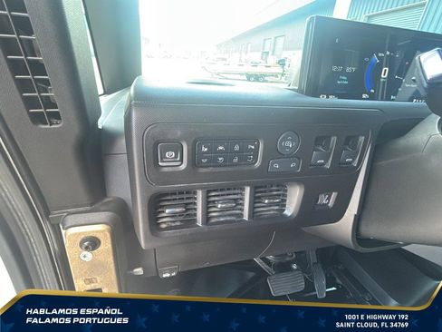 Used 2024 Chevrolet Brightdrop 600 w/ Commercial Equipment Package AWD/4WD image 13