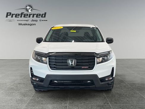 Used 2023 Honda Ridgeline Sport image 13