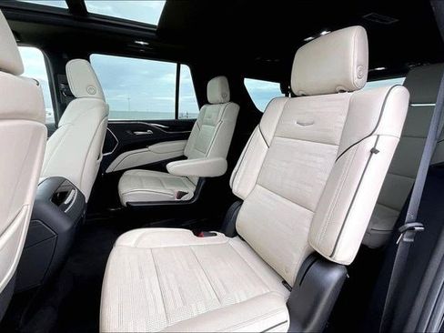 Used 2024 Cadillac Escalade Sport image 31