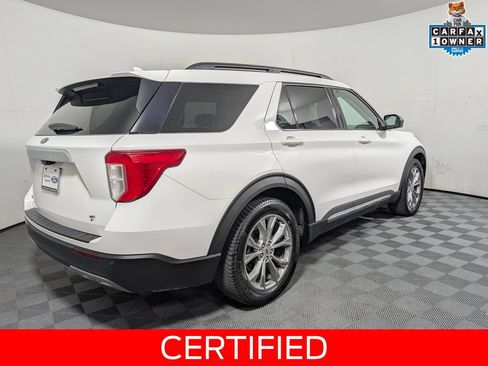 Certified 2022 Ford Explorer XLT w/ Equipment Group 202A RWD image 2