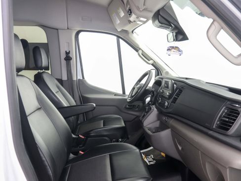 Used 2021 Ford Transit 150 XL image 17