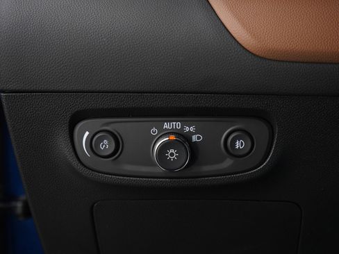 Used 2023 Buick Encore GX Essence w/ Experience Buick Package image 24