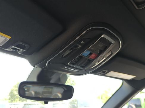 Used 2023 Jeep Grand Cherokee Altitude AWD/4WD image 23