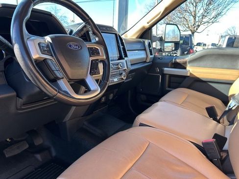 Used 2022 Ford F350 Lariat w/ Lariat Ultimate Package image 17