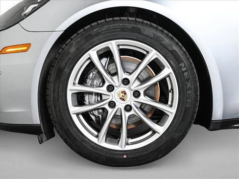 Used 2019 Porsche Panamera 4 AWD/4WD image 25