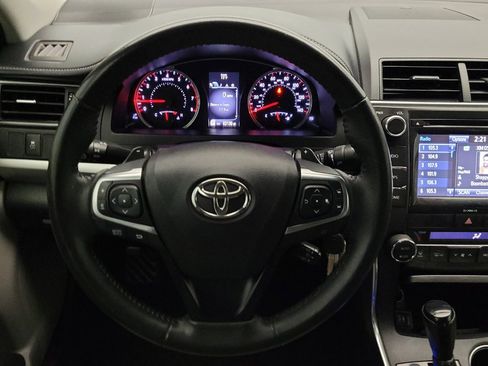 Used 2016 Toyota Camry XSE image 22