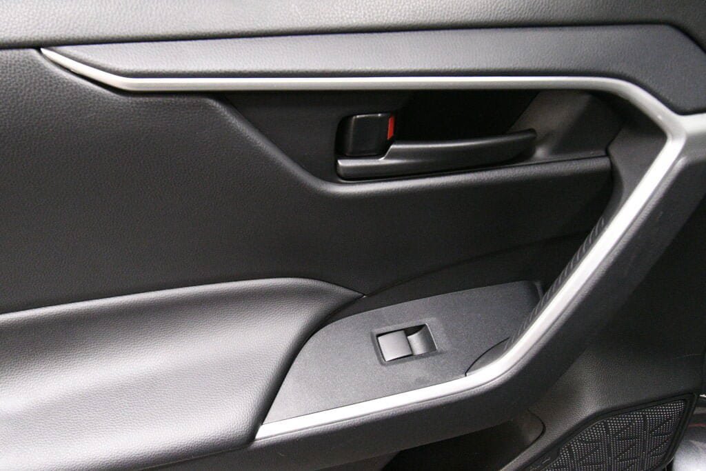 Certified 2025 Toyota RAV4 LE AWD/4WD image 20