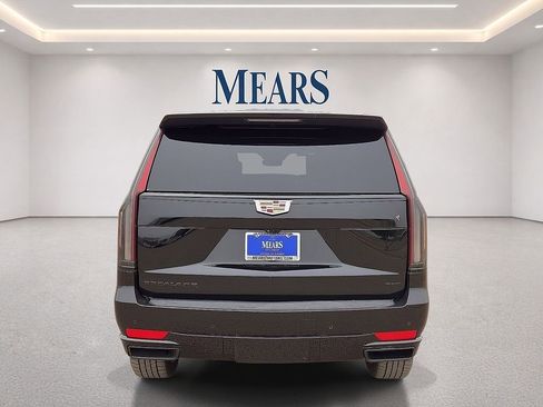 Used 2023 Cadillac Escalade Sport AWD/4WD image 4