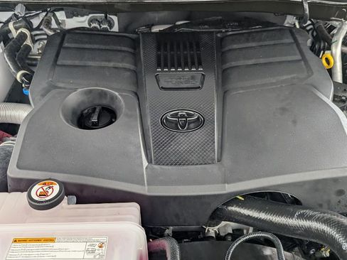 Used 2026 Toyota Tundra SR5 w/ SR5 Convenience Package RWD image 12