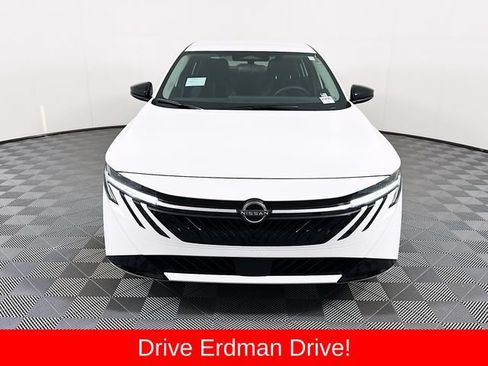 Used 2026 Nissan Sentra SV w/ Floor Mat Package FWD image 2