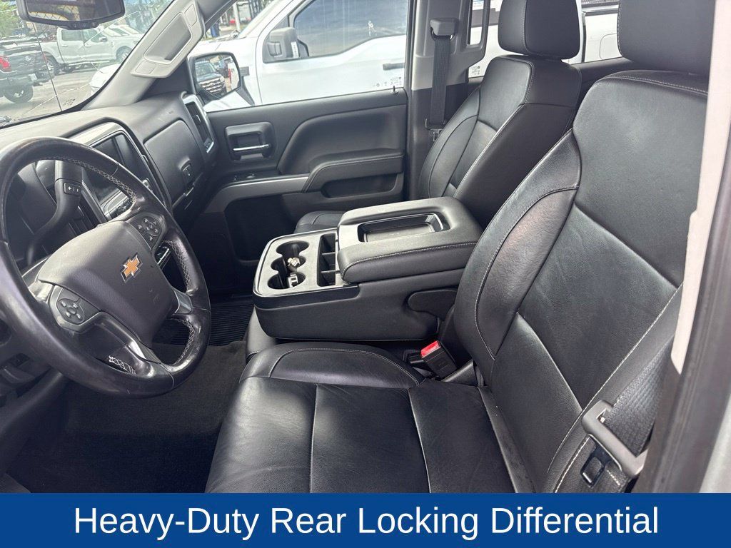 Used 2018 Chevrolet Silverado 1500 LT w/ All Star Edition AWD/4WD image 9