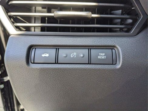 New 2025 Nissan Altima 2.5 SV w/ SV Special Edition Package FWD image 30