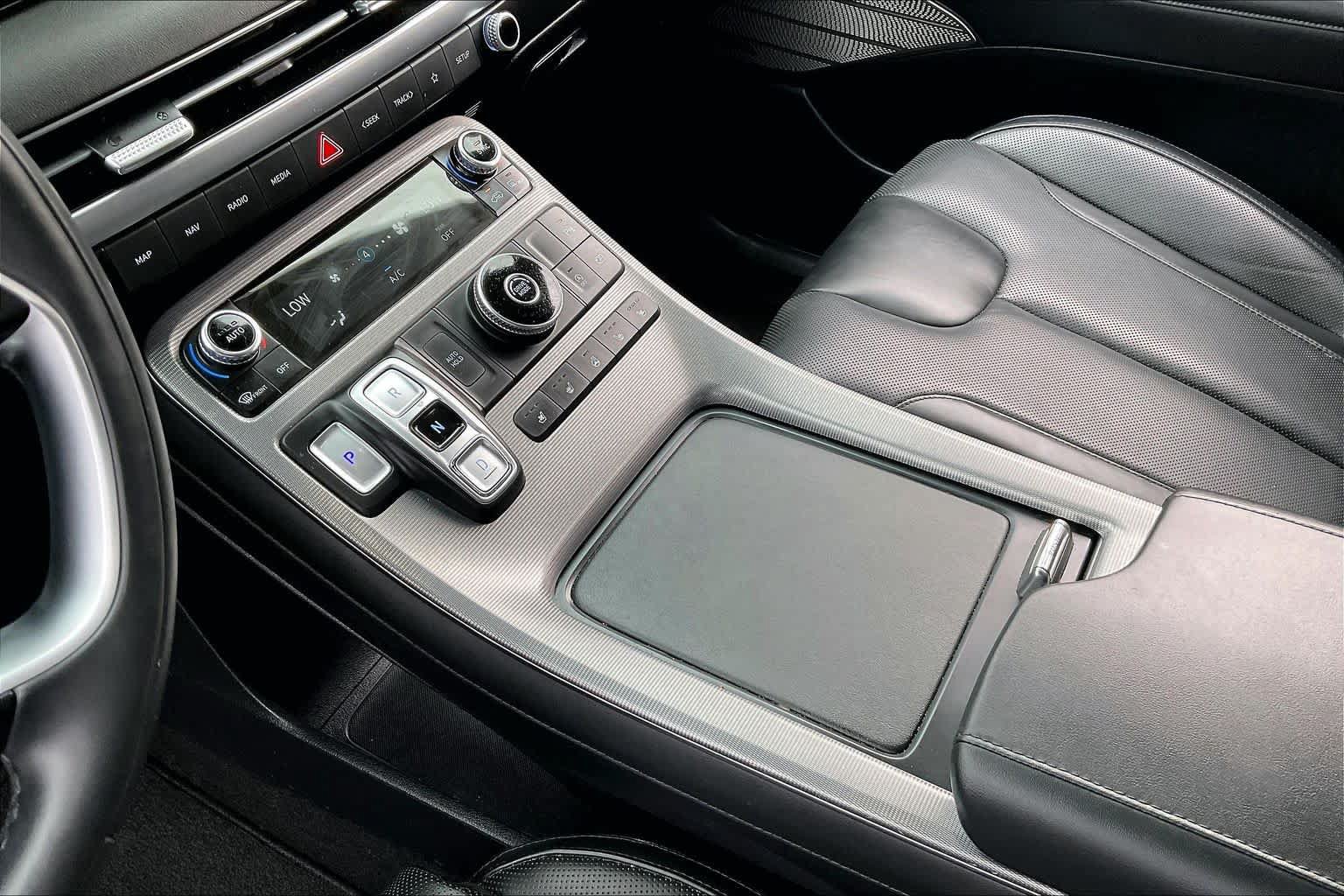 Used 2024 Hyundai Palisade Calligraphy FWD image 16