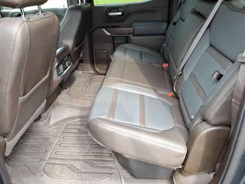 Used 2019 GMC Sierra 1500 Denali w/ Denali Ultimate Package AWD/4WD image 12
