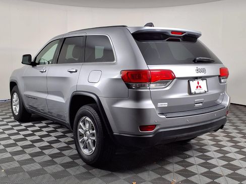 Used 2018 Jeep Grand Cherokee Laredo RWD image 5