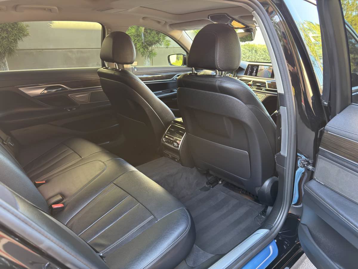 Used 2016 BMW 740i RWD image 63