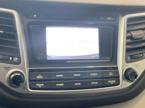 Used 2017 Hyundai Tucson Sport image 17