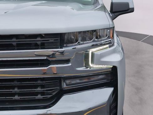 Used 2022 Chevrolet Silverado 1500 LT w/ Z71 Off-Road Package AWD/4WD image 36