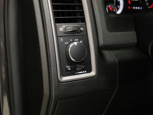 Used 2019 RAM 1500 Tradesman image 13