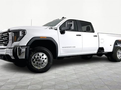 New 2026 GMC Sierra 3500 Pro w/ Convenience Package image 1
