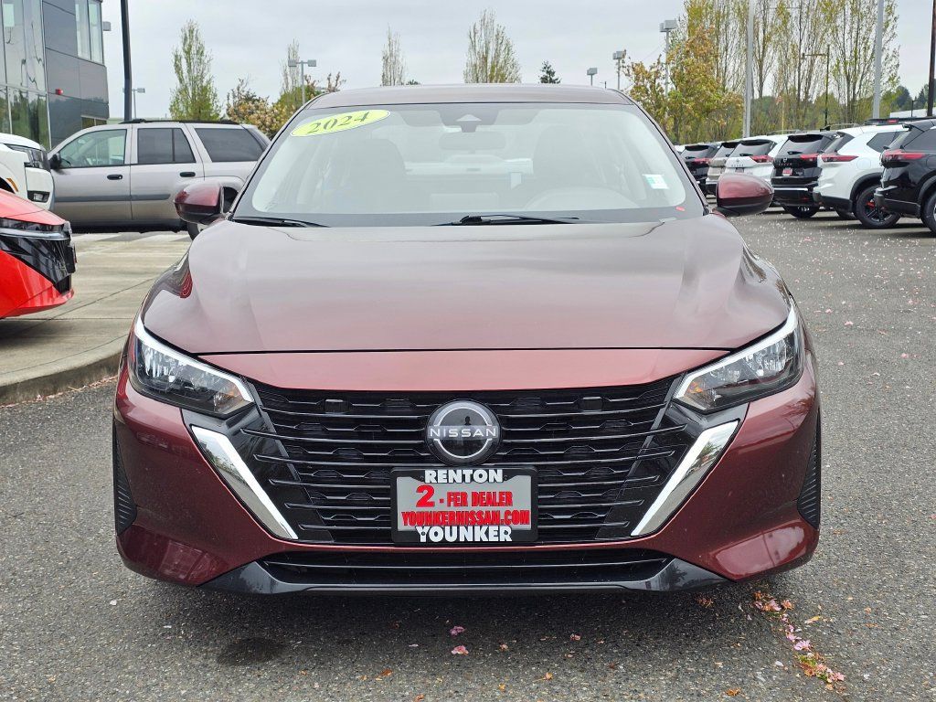 Used 2024 Nissan Sentra SV FWD image 2