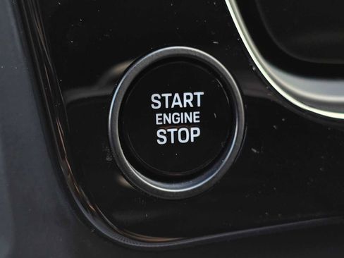 Used 2024 Porsche Cayenne S image 34