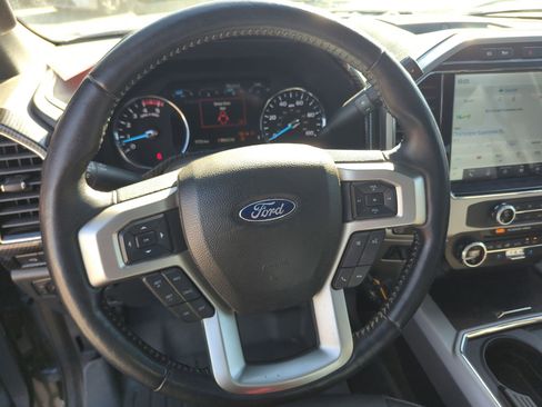Used 2022 Ford F250 Lariat w/ Lariat Ultimate Package image 18