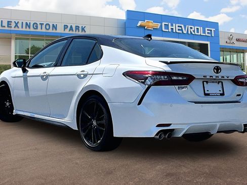 Used 2022 Toyota Camry XSE w/ Navigation Package image 2