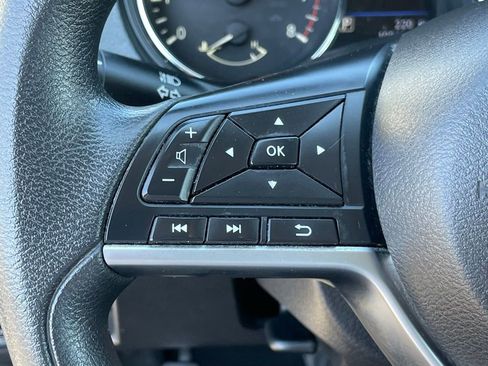 Used 2019 Nissan Rogue Sport S AWD/4WD image 17