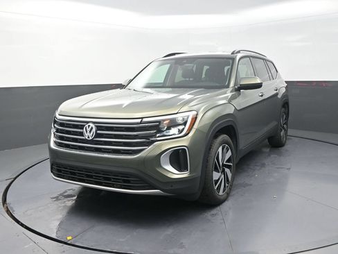 Used 2026 Volkswagen Atlas SE AWD/4WD image 4