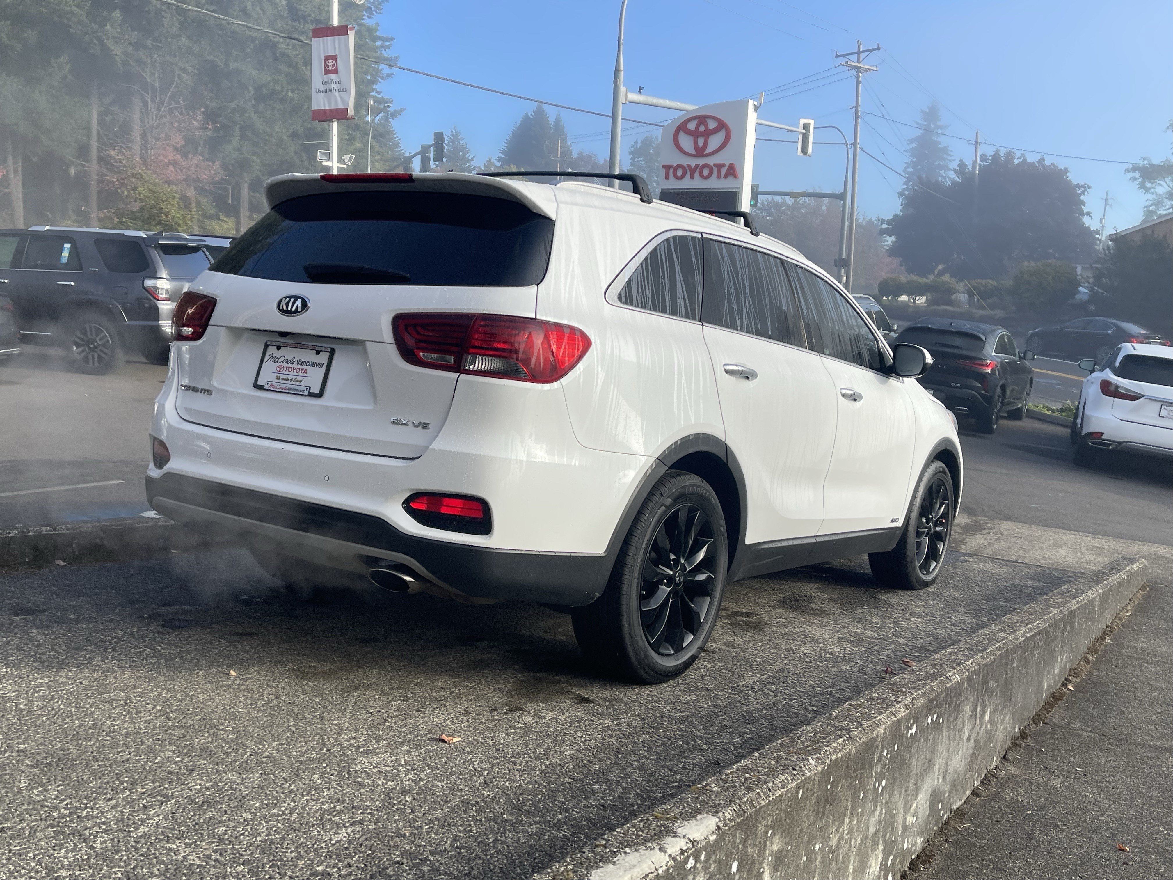 Used 2020 Kia Sorento EX AWD/4WD image 8