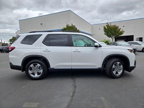 New 2026 Honda Pilot EX-L image 3