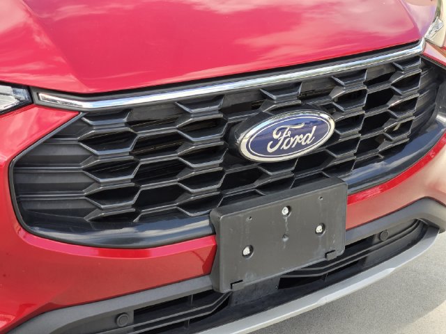 Used 2025 Ford Escape ST-Line AWD/4WD image 11