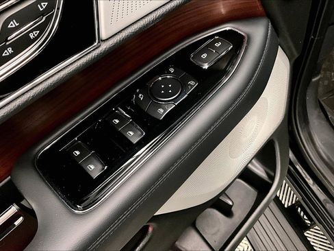 Used 2023 Lincoln Navigator L Reserve w/ Equipment Group 201A AWD/4WD image 30