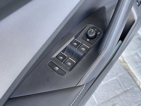 New 2025 Volkswagen Jetta SE image 12