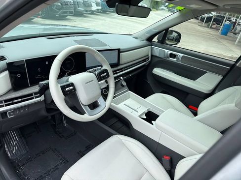 Used 2024 Hyundai Santa Fe Limited FWD image 13