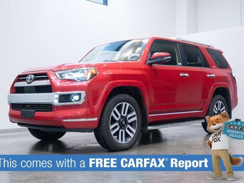 Used 2024 Toyota 4Runner Limited AWD/4WD image 2