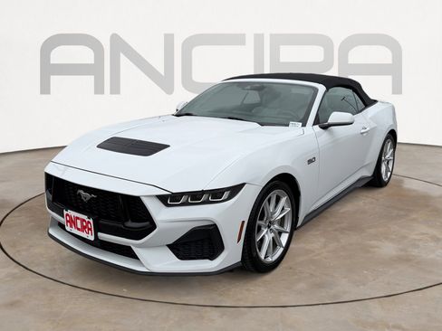 Used 2024 Ford Mustang GT Premium image 6
