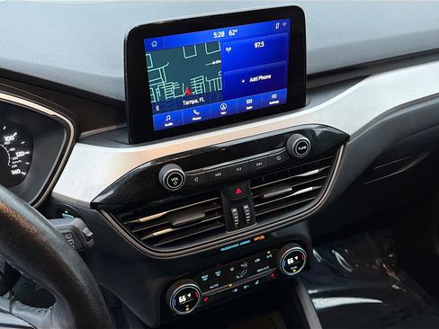 Used 2021 Ford Escape SEL image 28