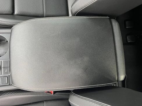 Used 2021 Volkswagen Atlas Cross Sport SE w/ Panoramic Sunroof Package AWD/4WD image 31