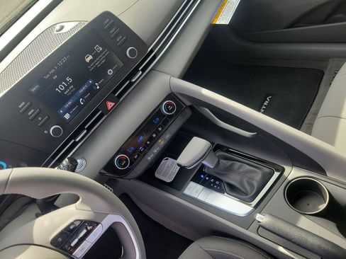 New 2026 Hyundai Elantra Sport FWD image 23