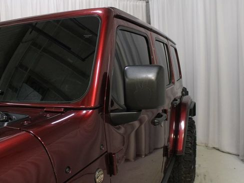 Used 2021 Jeep Wrangler Unlimited Rubicon w/ Xtreme Recon 35" Tire Package AWD/4WD image 35